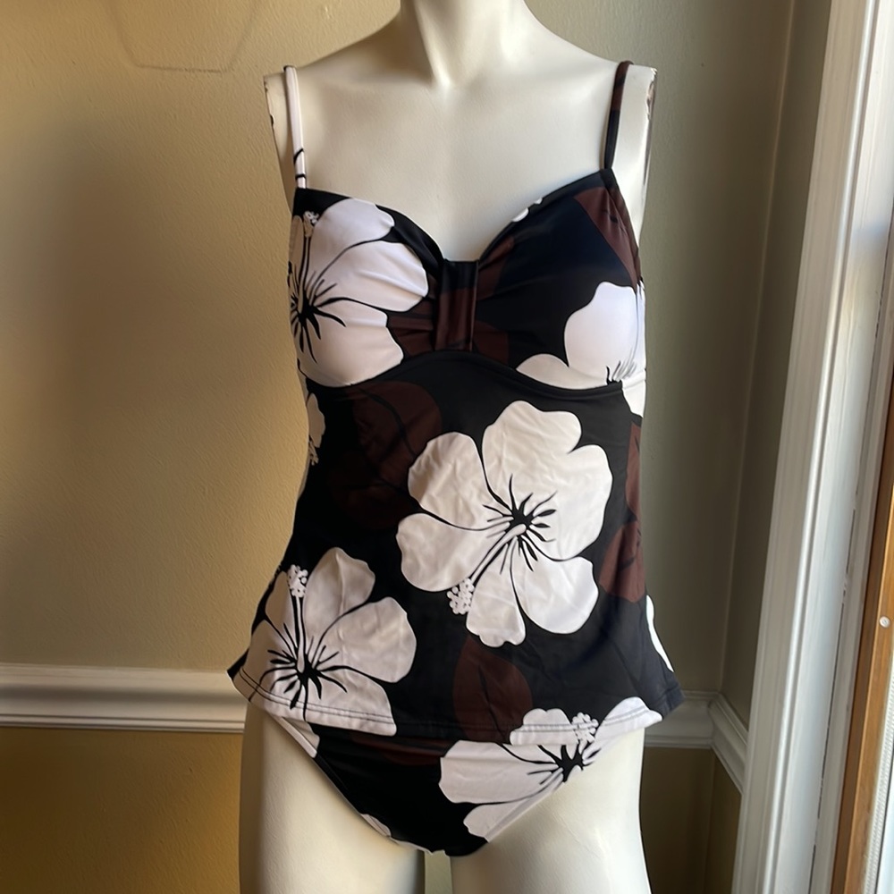 Swimsuit 2 Piece Floral Tankini and Brief GUC Size 8 - Picture 2 of 12